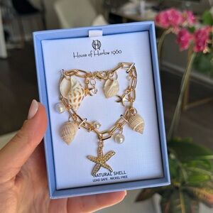 NWT House of Harlow 1960 Gold Shell Charm Bracelet